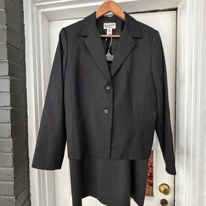Pendleton Gray Blazer Suit Jacket and Skirt Set size 16
